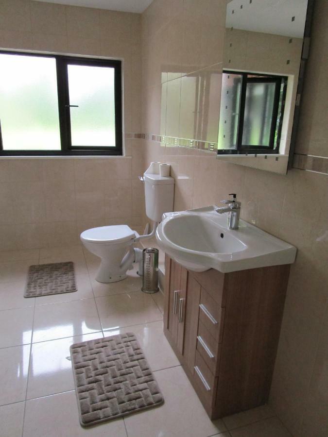 Cornerpark Lodge Newcastle Esterno foto