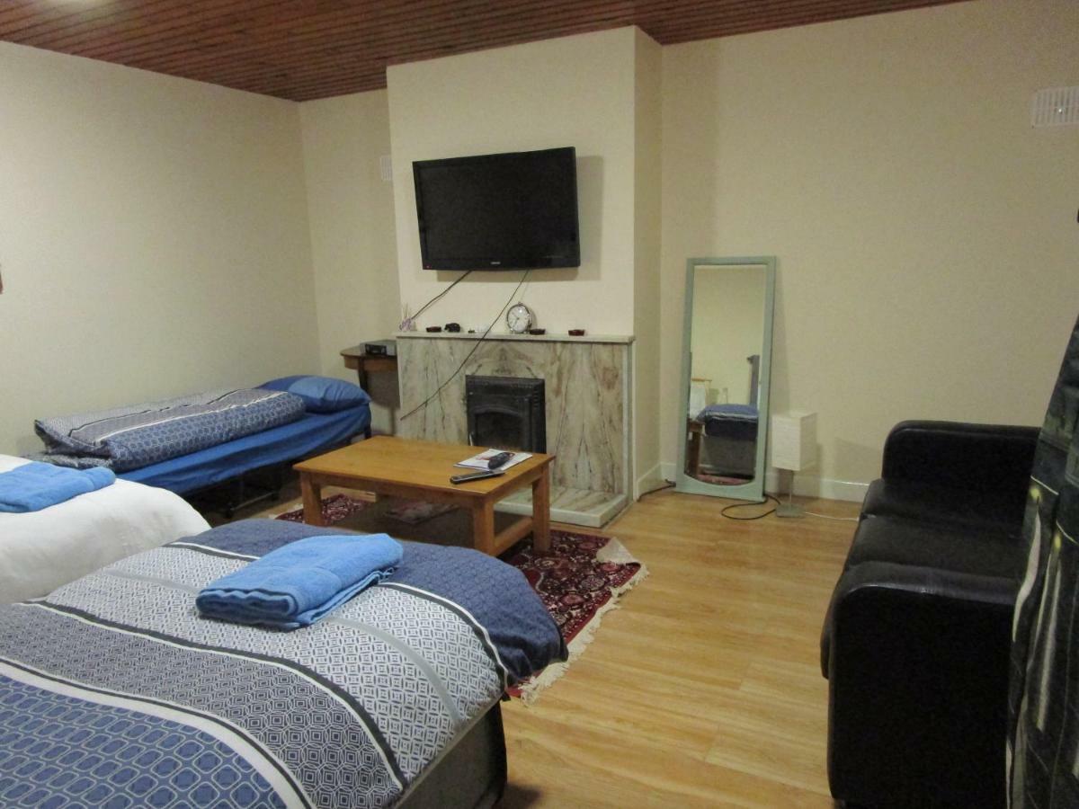 Cornerpark Lodge Newcastle Esterno foto