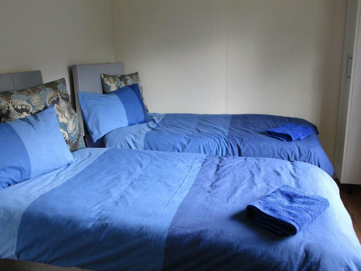 Cornerpark Lodge Newcastle Esterno foto